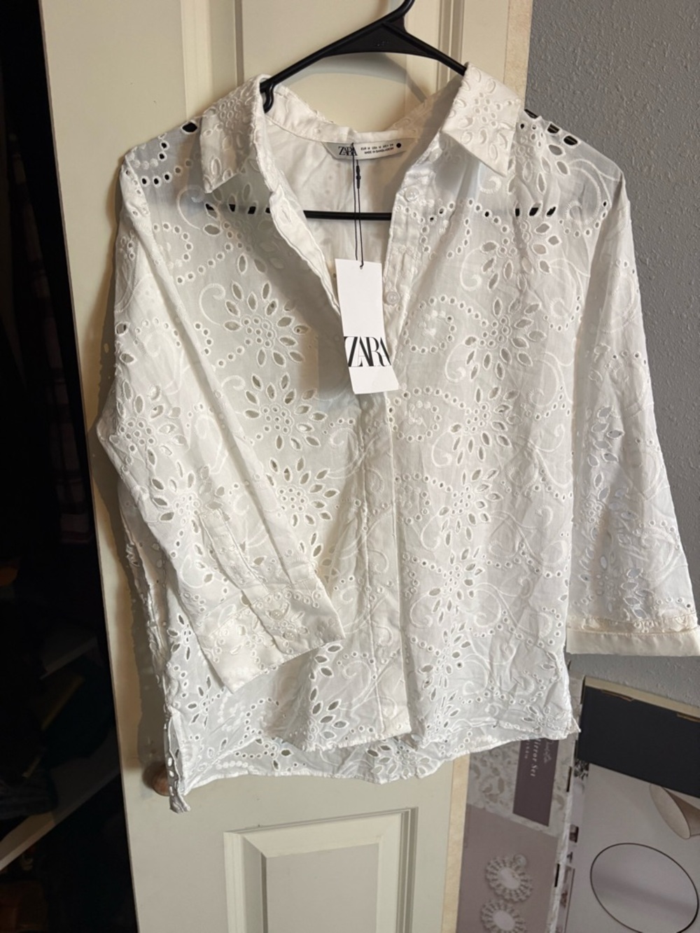 Zara White Eyelet Button-Up Blouse